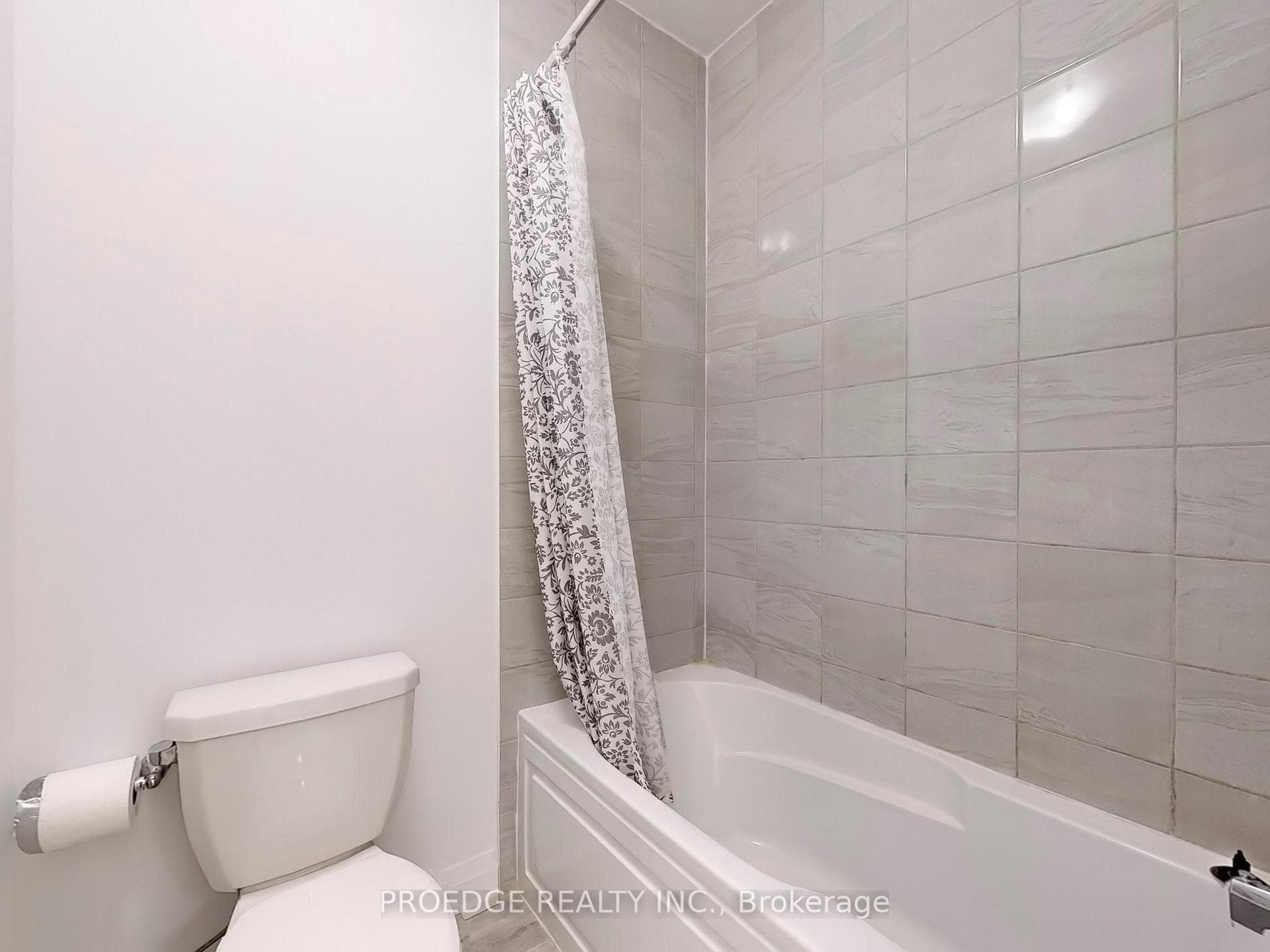 2856 Foxden Square photo 33