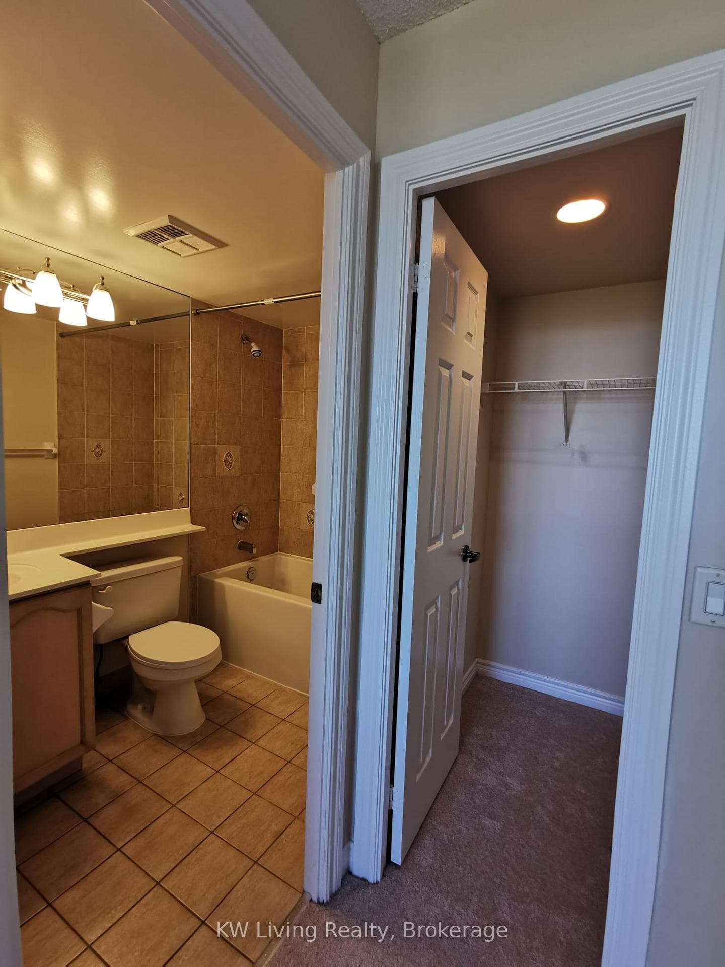 710 Humberwood Boulevard Unit 1514 photo 9