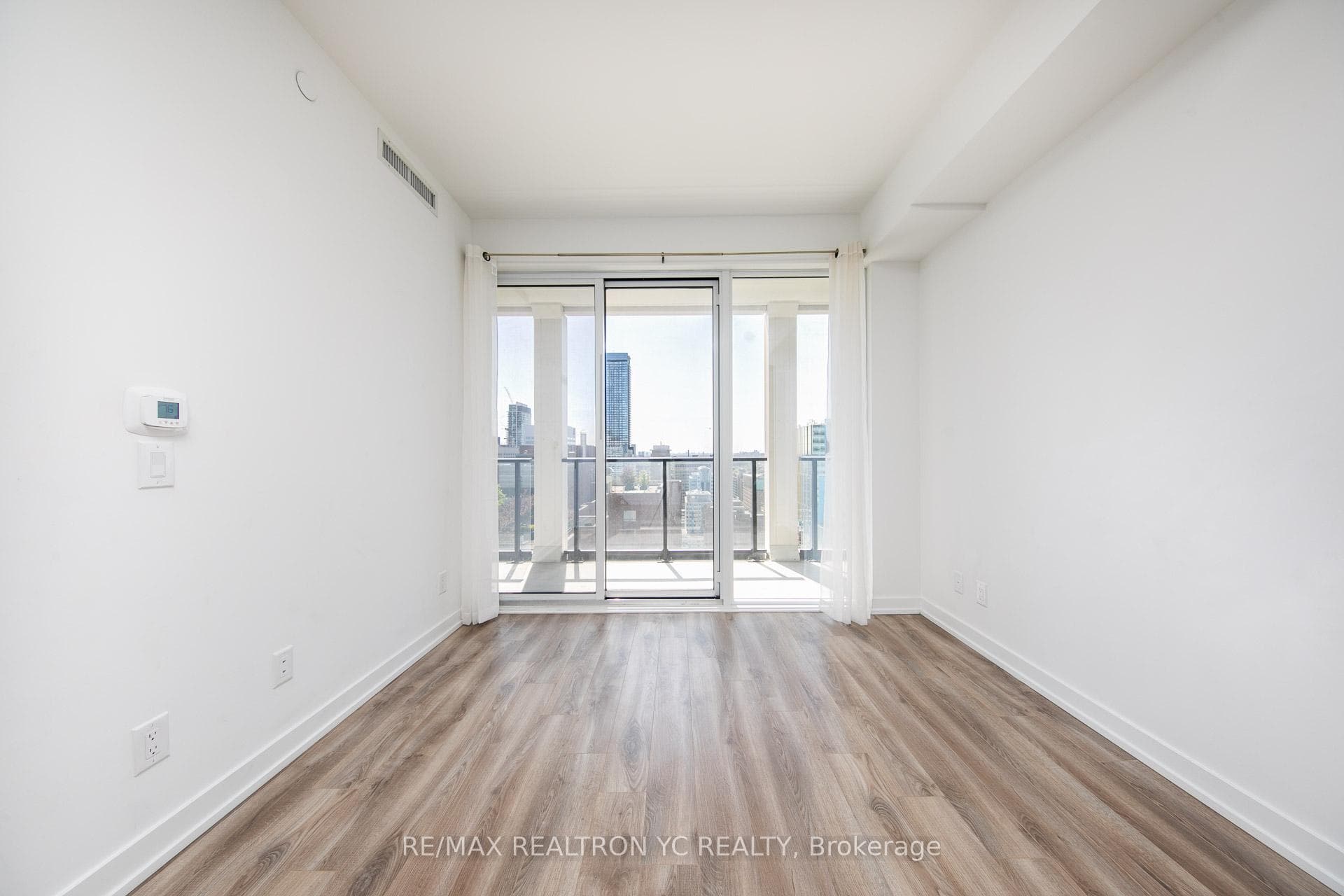 20 Edward Street Unit 2414 photo 11