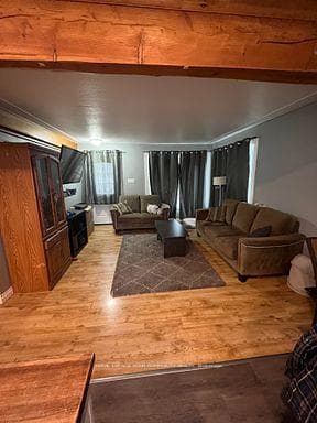 334 Ardagh Drive Unit Upper photo 4