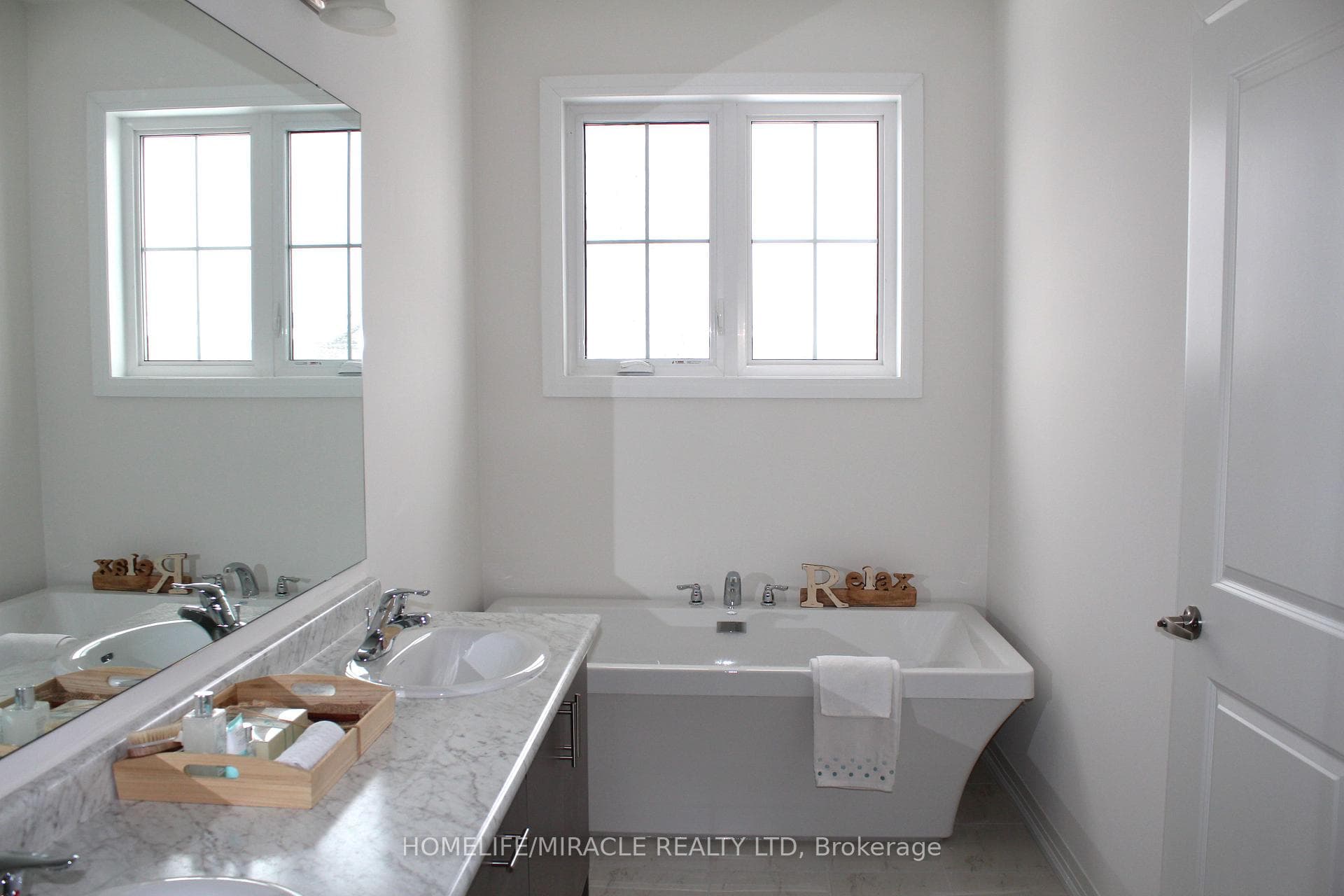 1187 Marathon Avenue photo 17
