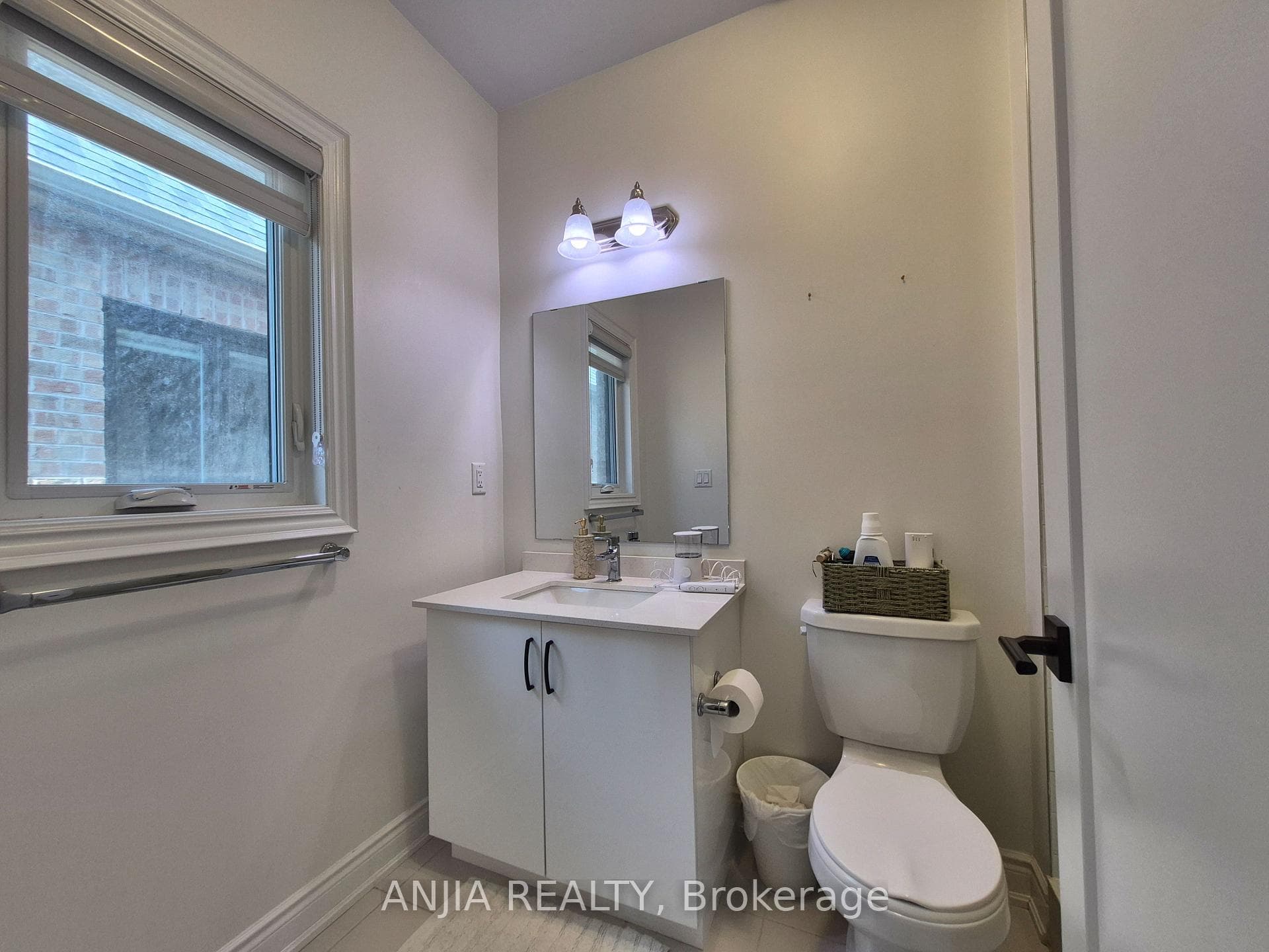 50 Meadow Vista Crescent Unit Upper photo 45