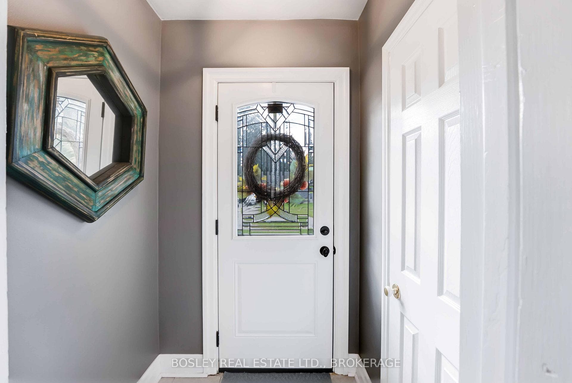 Main Door w. closet & french door to livingroom