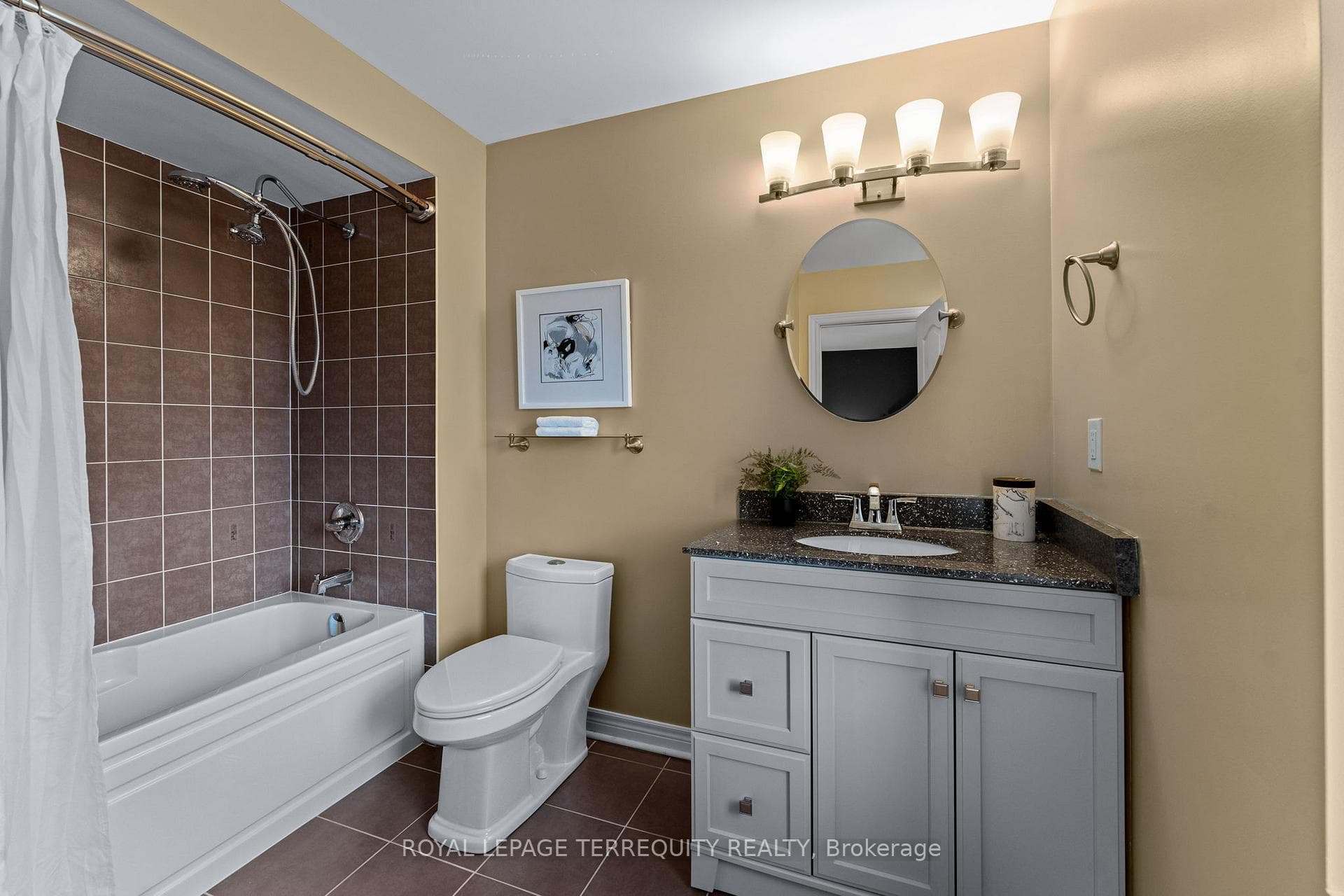1779 Carousel Drive photo 27