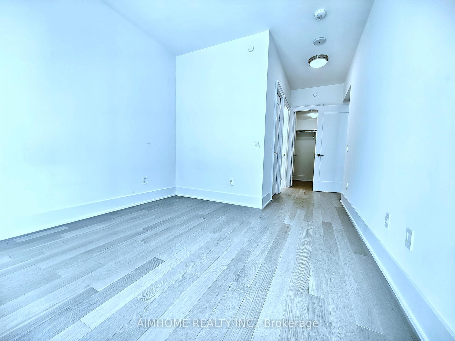 118 Merchants' Wharf N/A Unit 202 photo 8