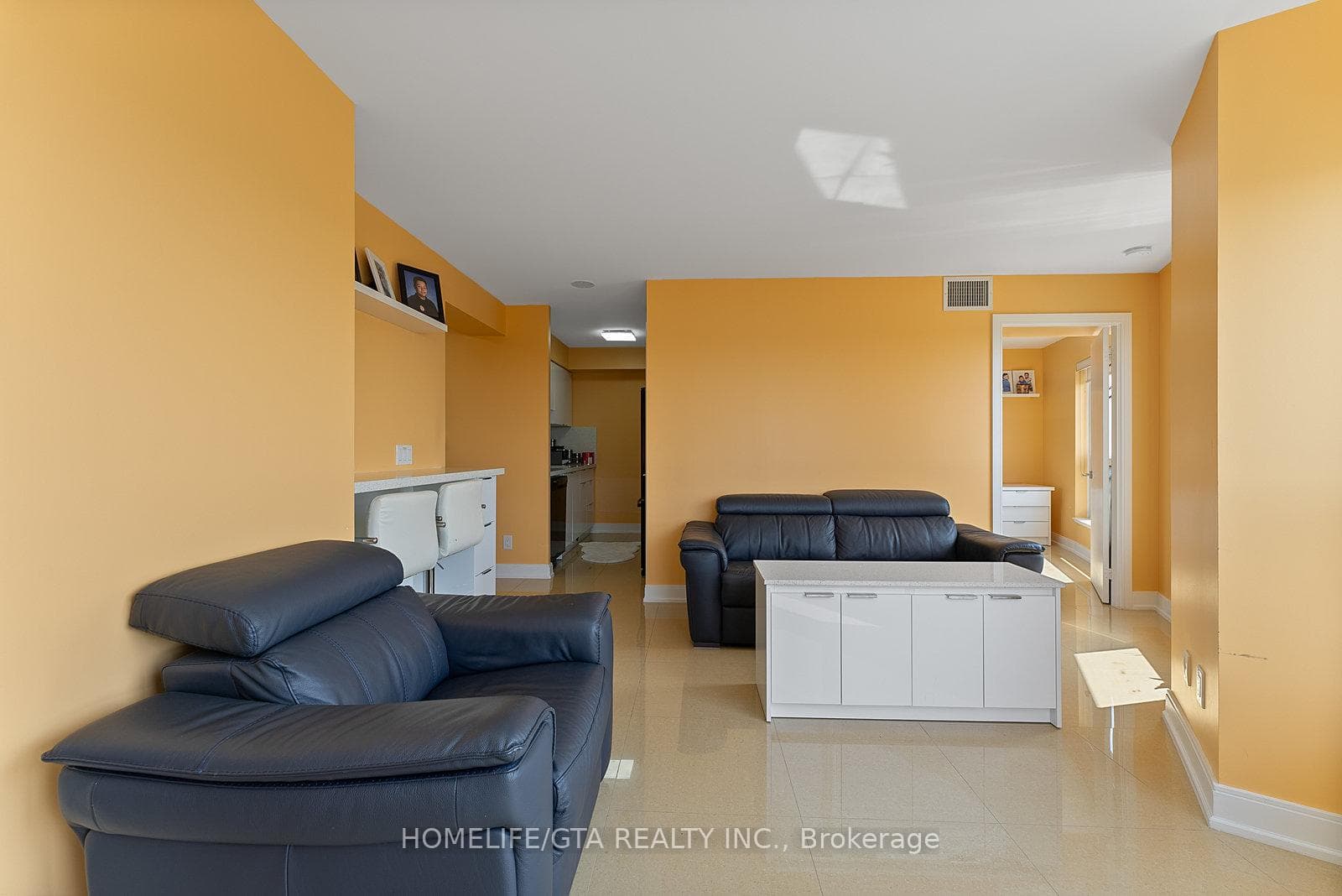 125 Village Green Square Unit 3809 photo 3