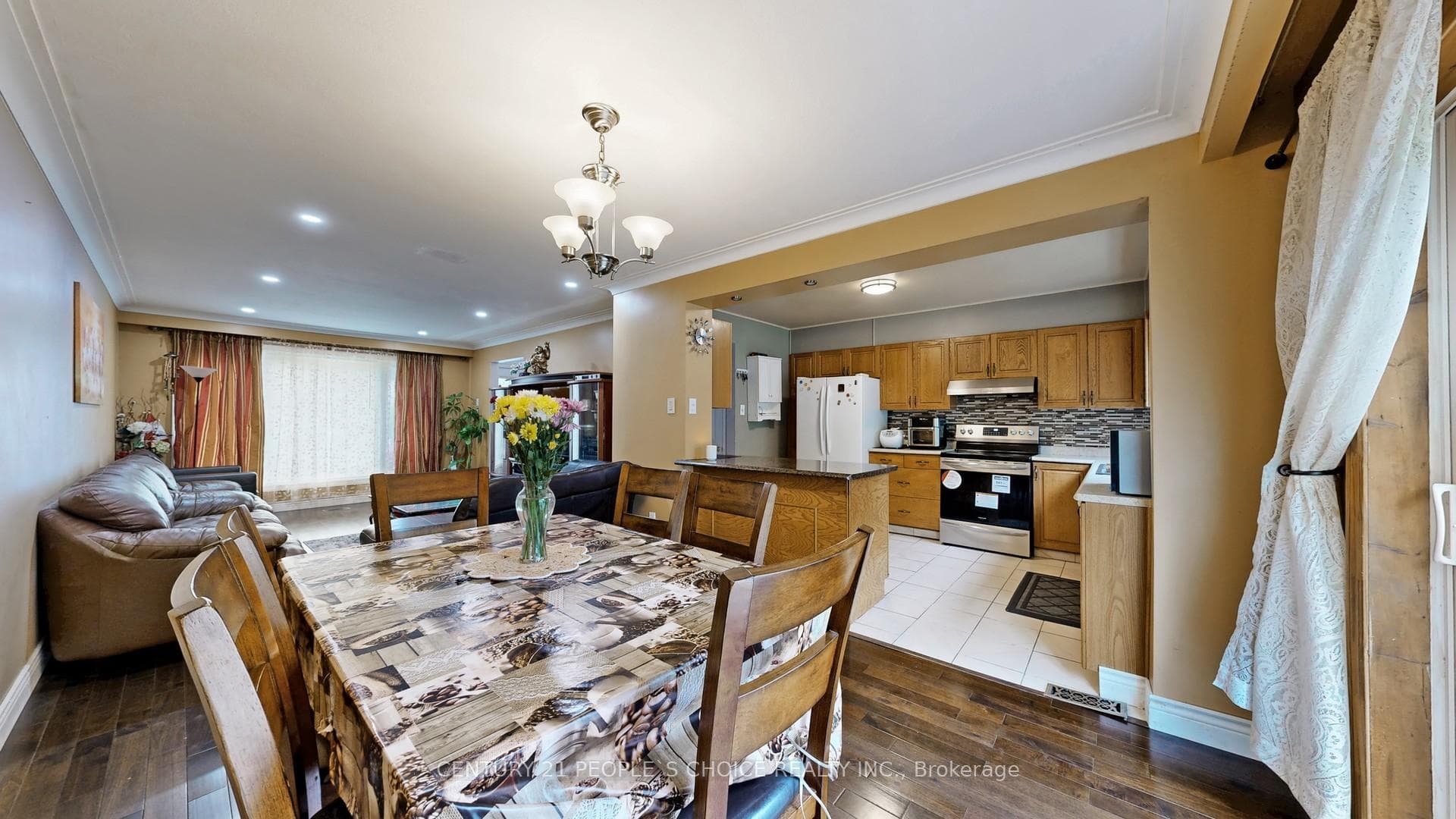 37 Foxrun Avenue photo 10