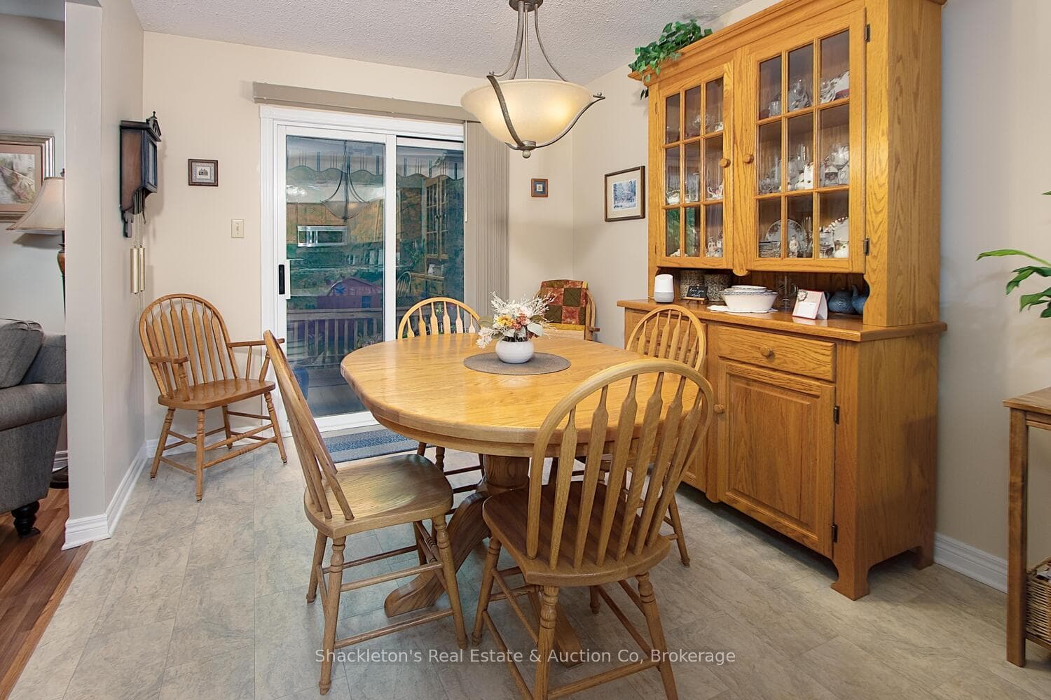 170 St John Street photo 11