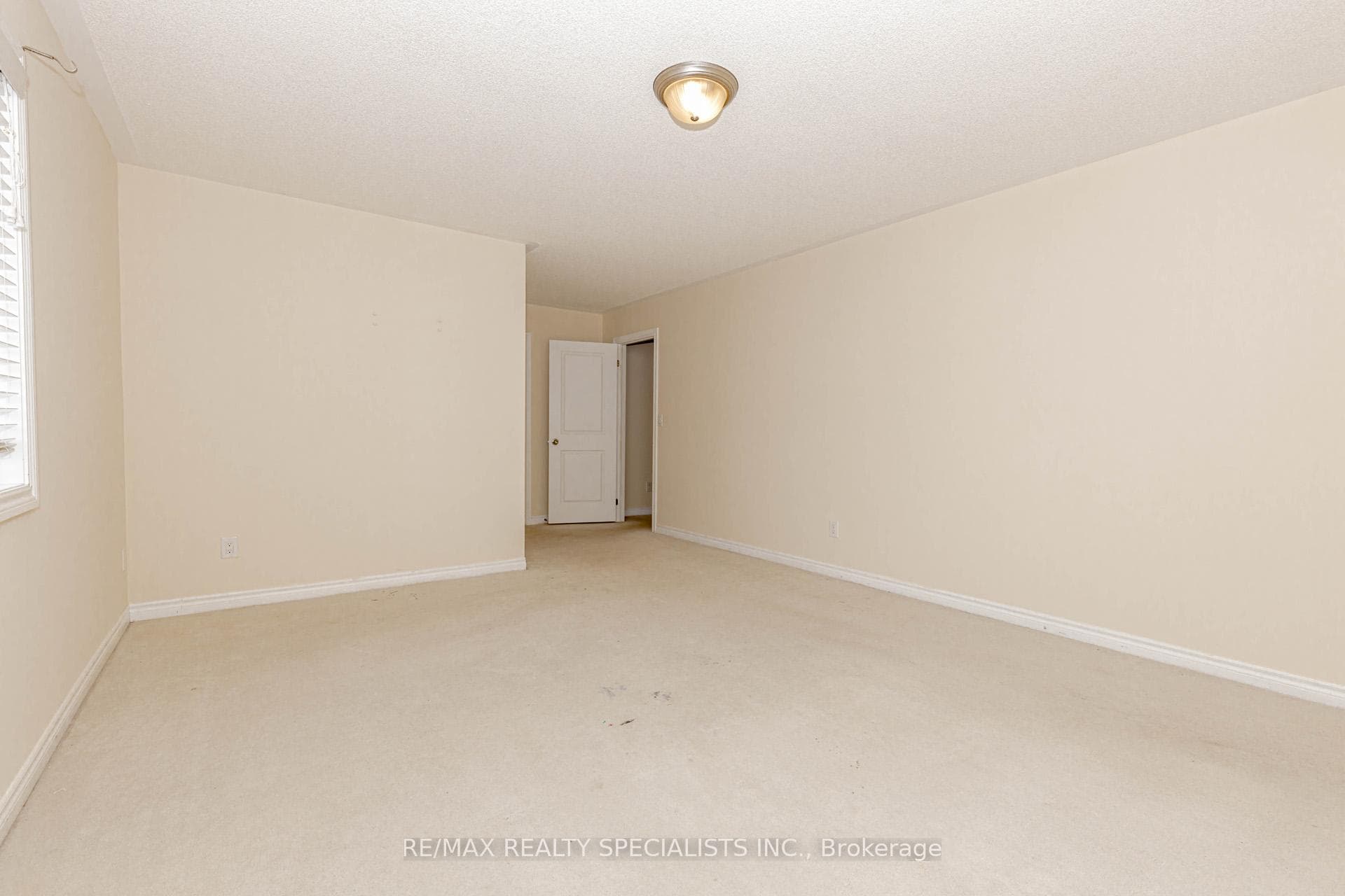 137 Savoline Boulevard photo 19