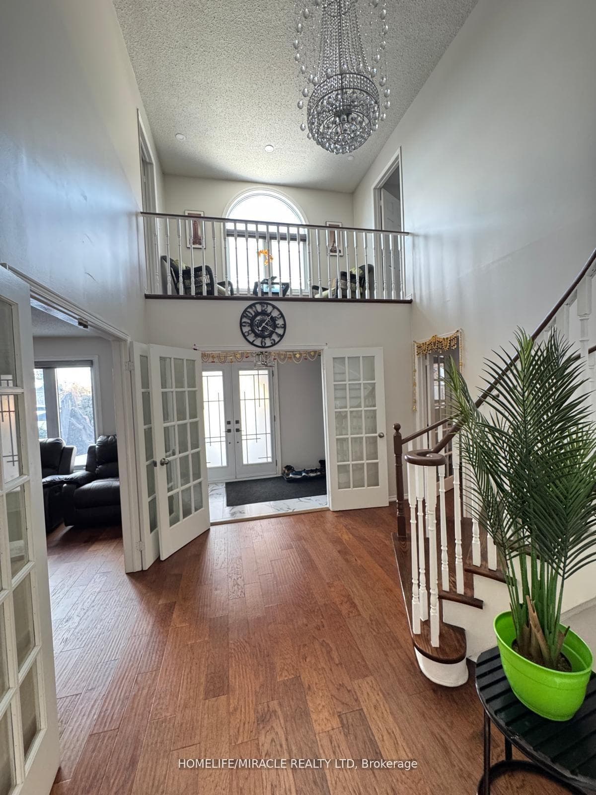 32 Plover Place photo 4