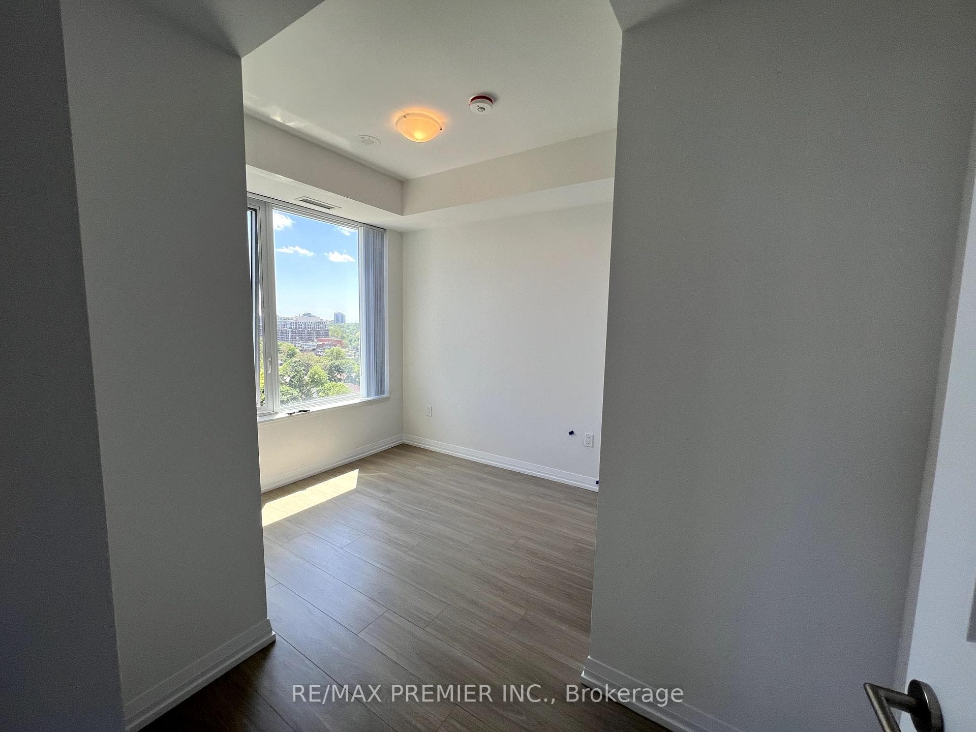 25 Holly Street Unit 1207 photo 7