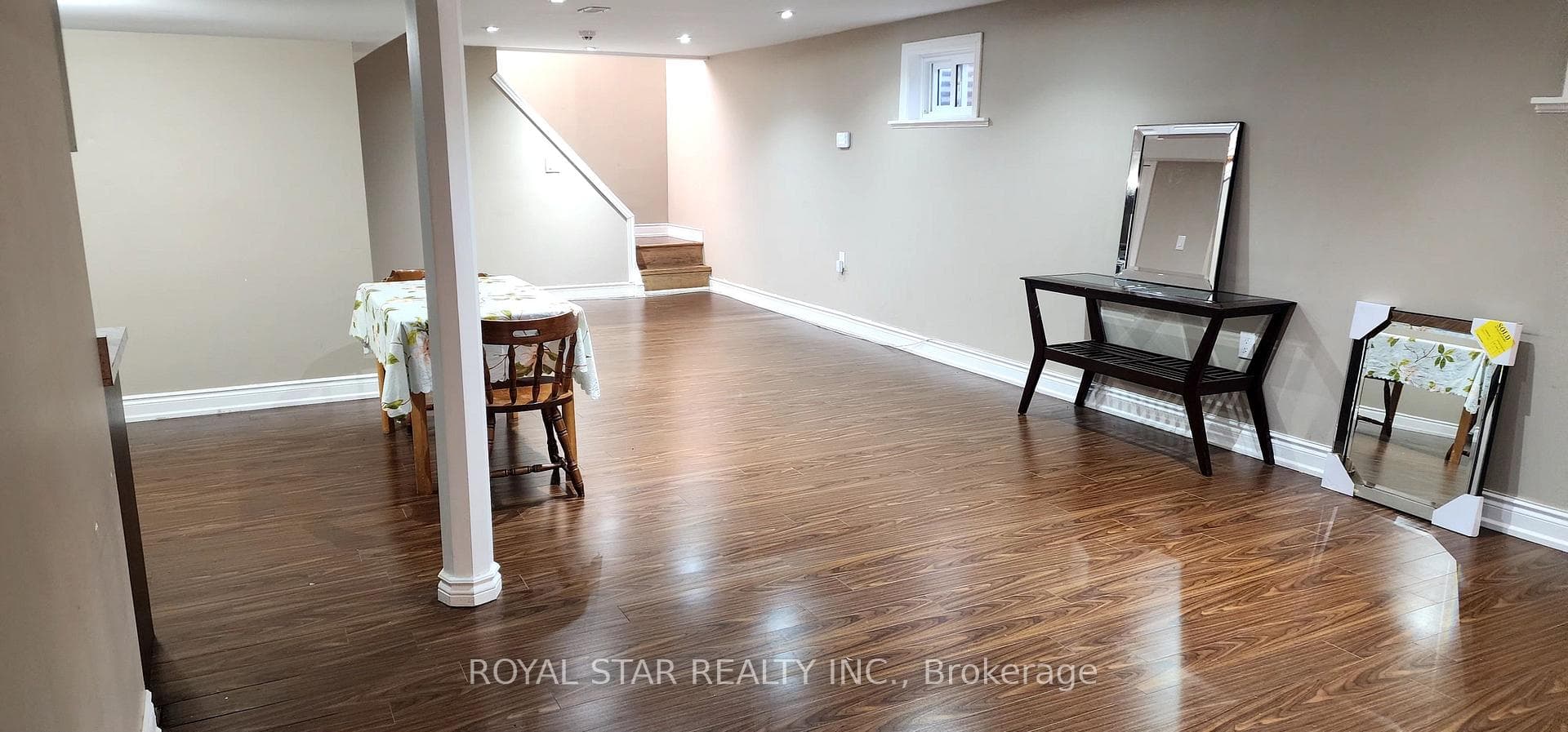 29 Earnscliffe Circle photo 11