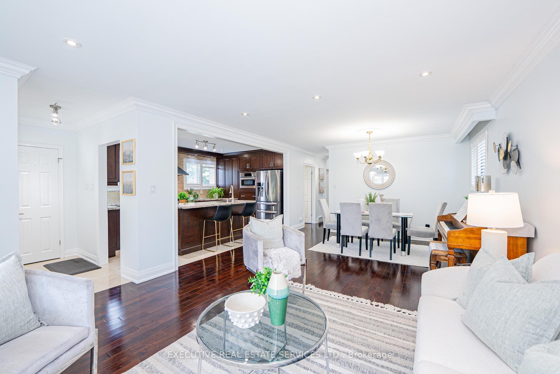 37 Ravenview Drive photo 18