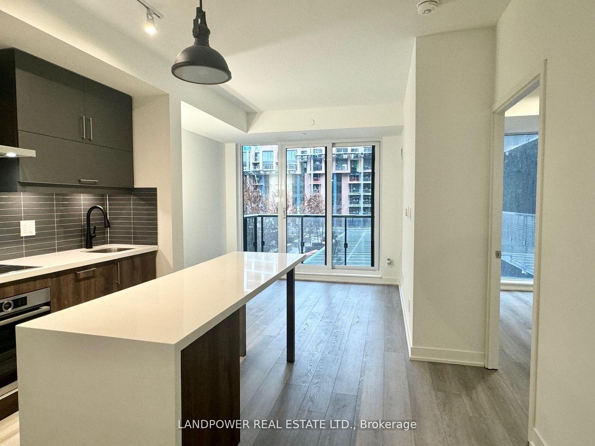 8119 Birchmount Road Unit 604 photo 1