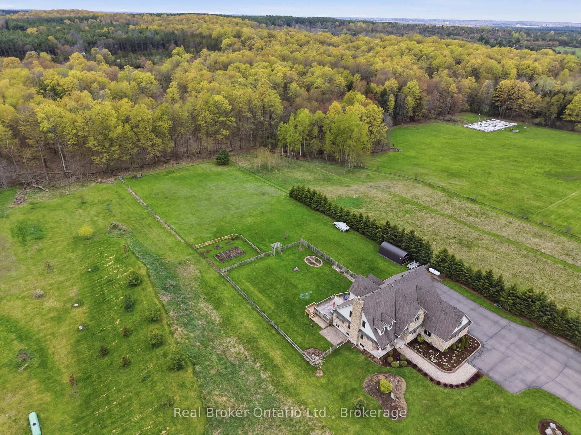 4760 Nassagaweya-Puslinch Townline photo 42