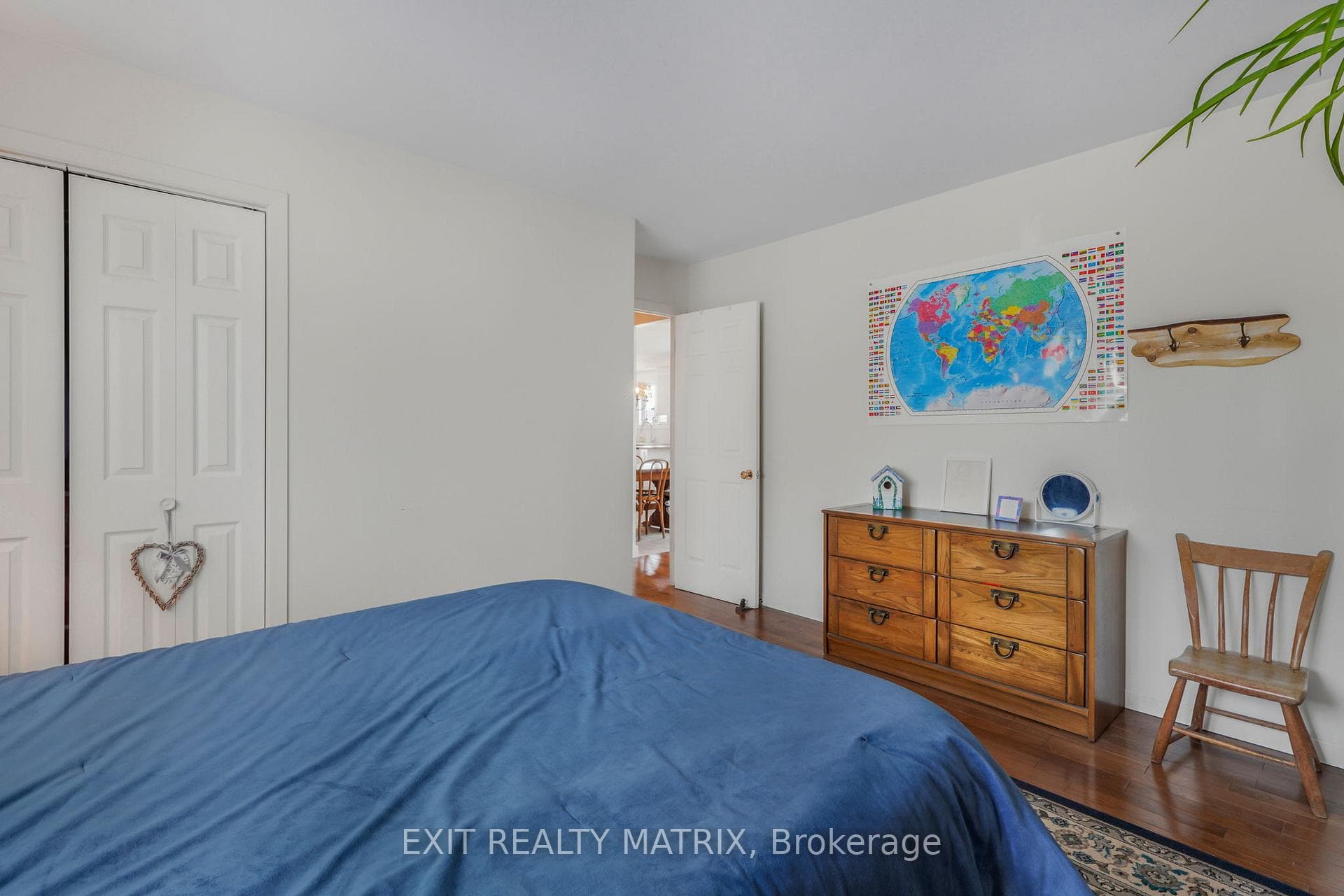 509 Ghislain Street photo 18