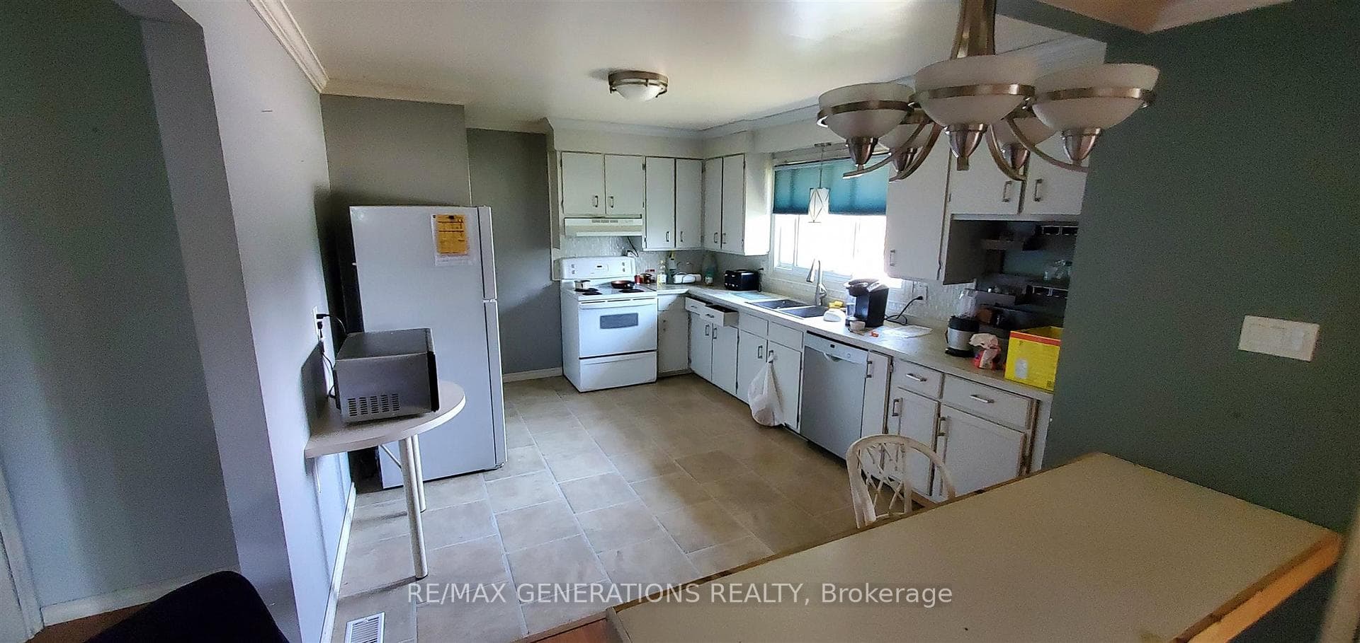 433 Redwood Avenue photo 4