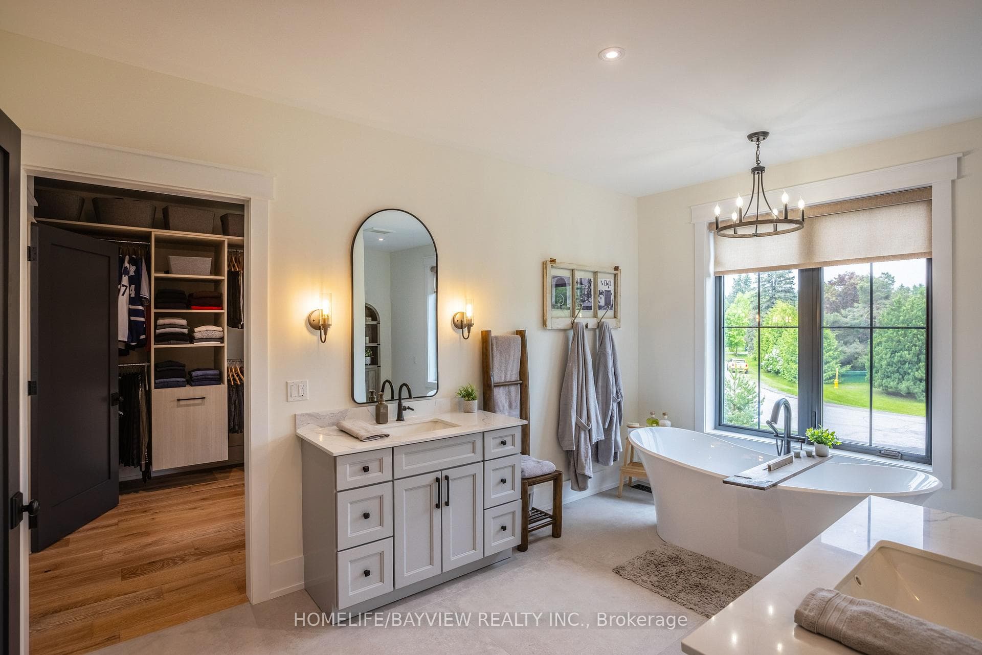 Master Ensuite