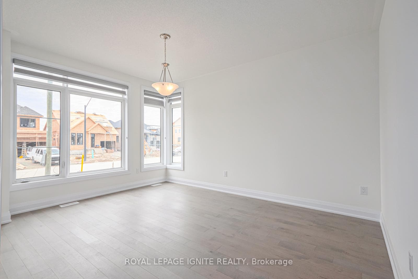 51 Del Ray Crescent photo 2