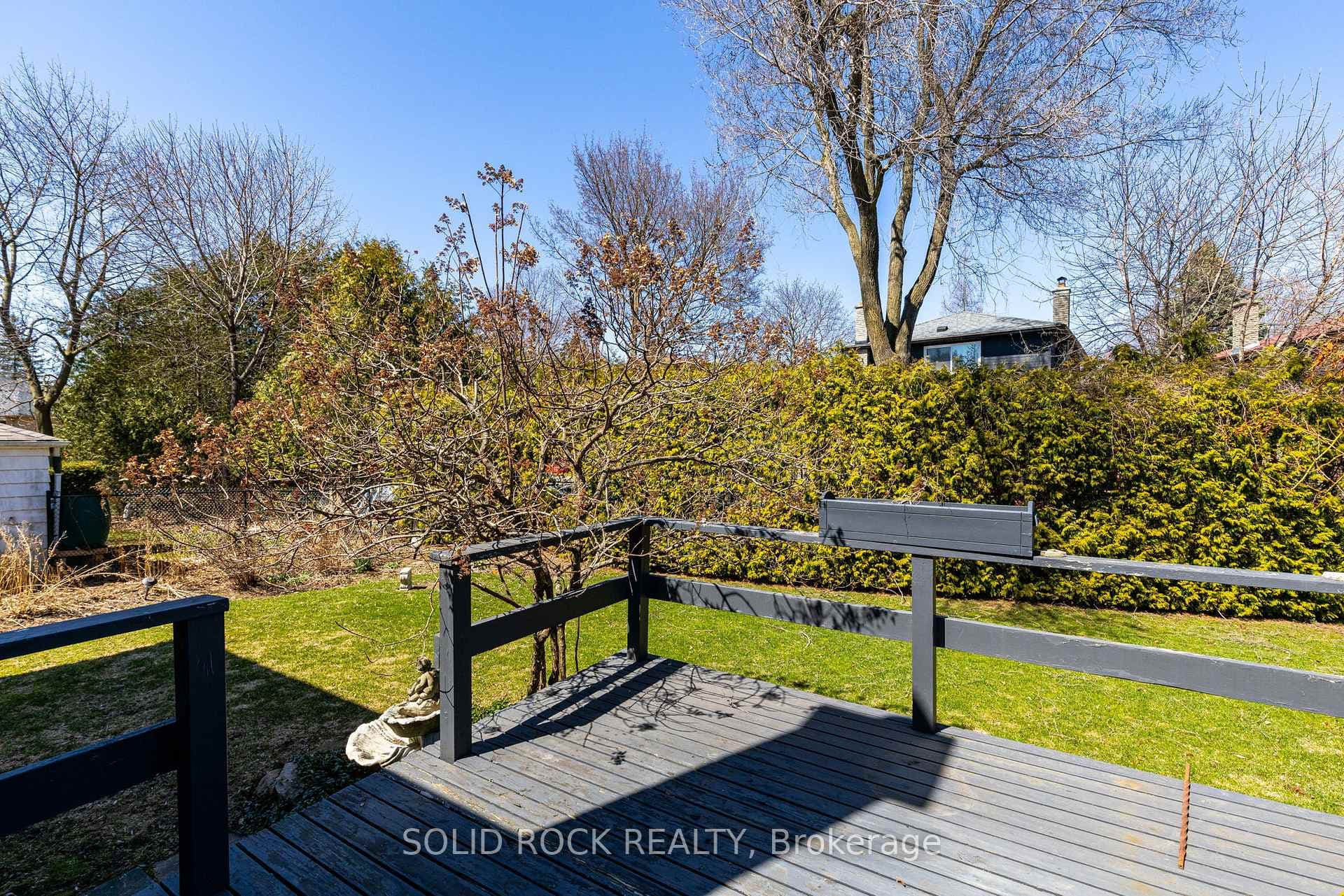 149 Altamira Road photo 36
