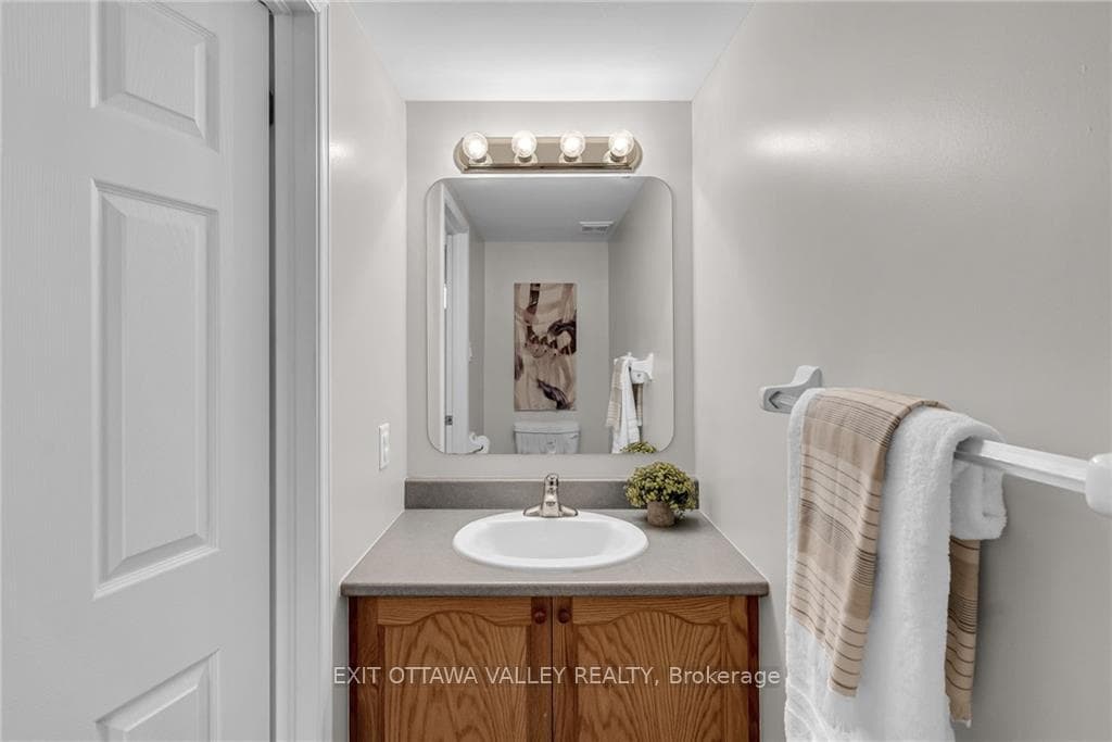326 BERRIGAN Drive photo 5