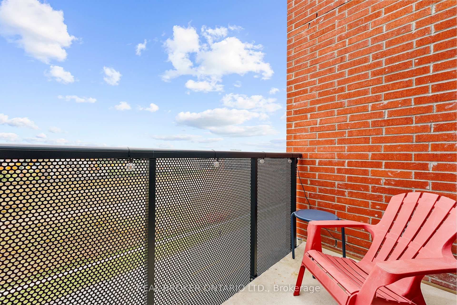 681 Yonge Street Unit 615 photo 20