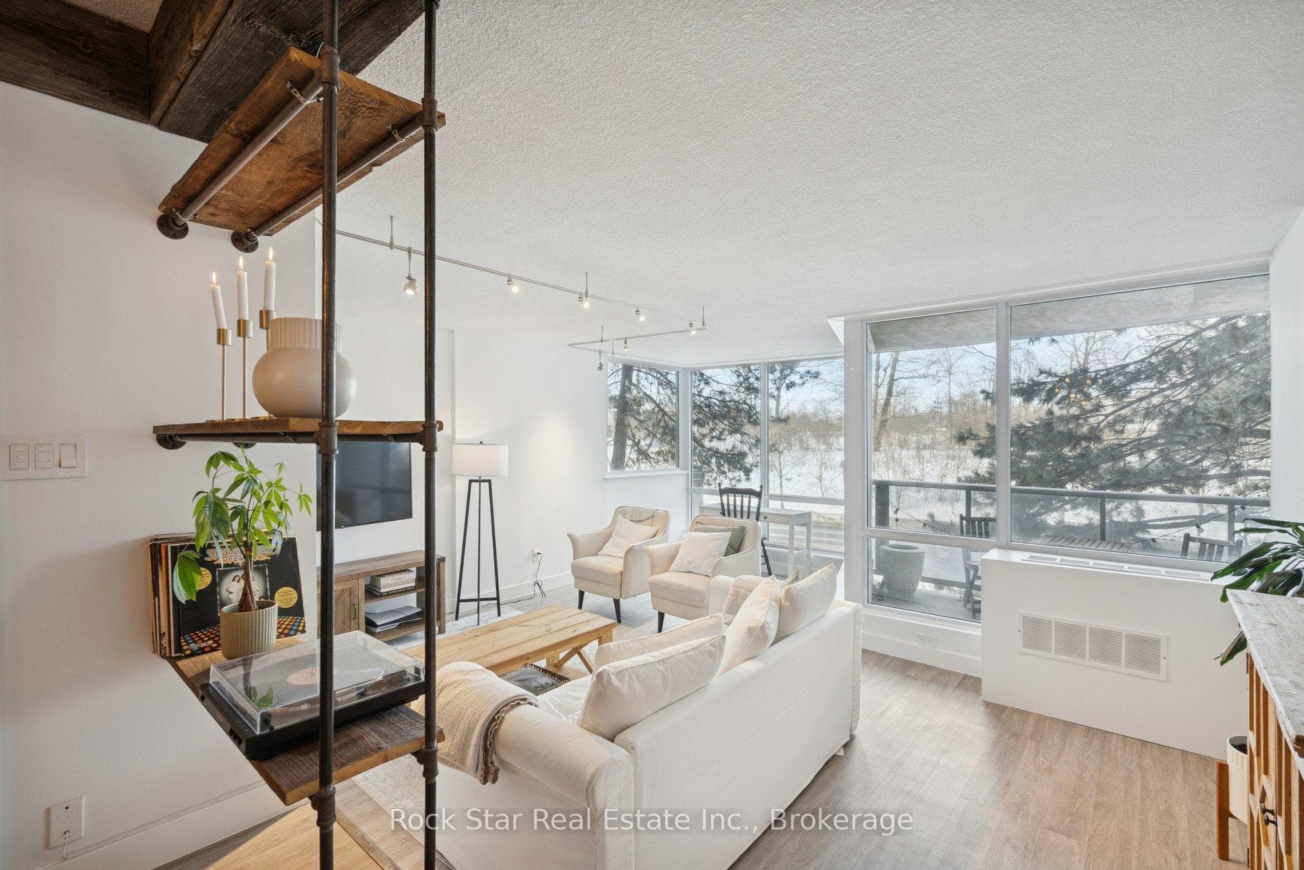 20 Speers Road Unit 103 photo 11