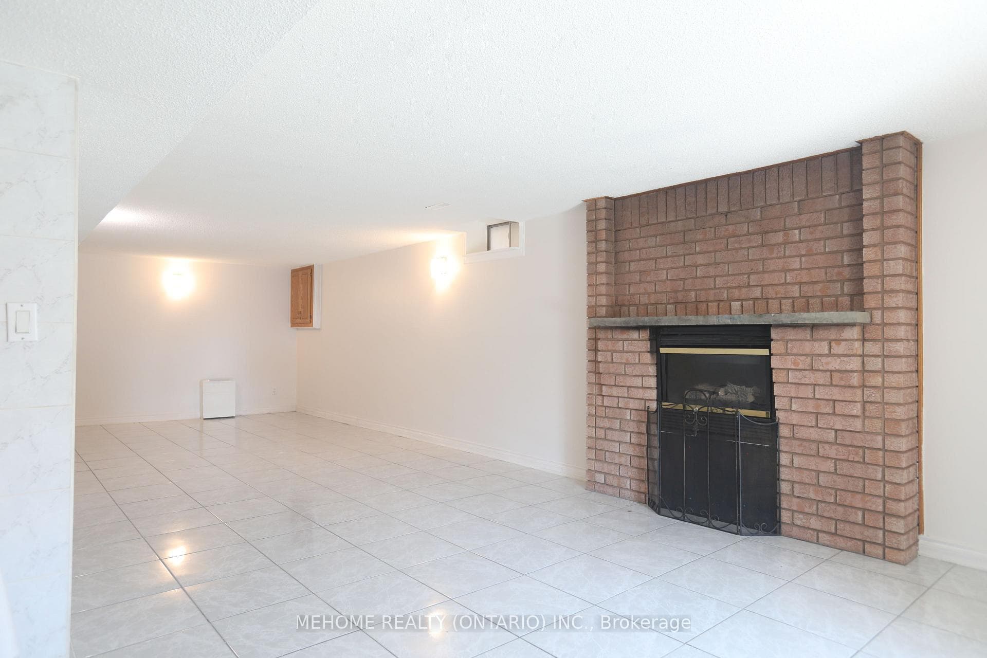 70 Governor Crescent photo 25
