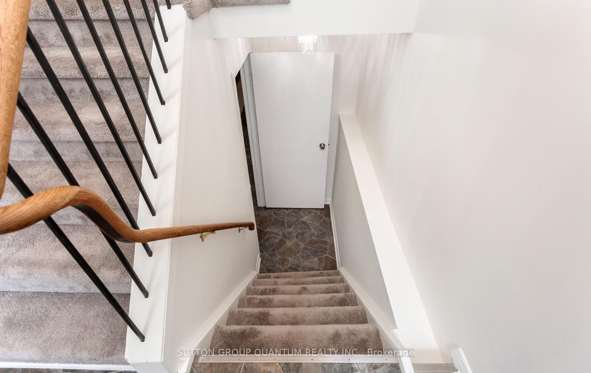 2363 Holyhead Drive photo 34