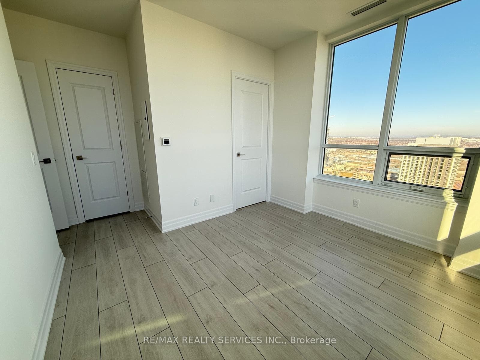 30 Elm Drive Unit 3902 photo 17
