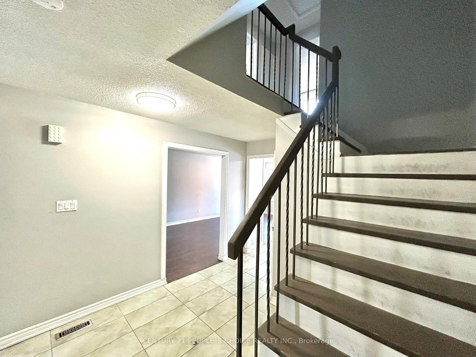 28 Beisel Court photo 8