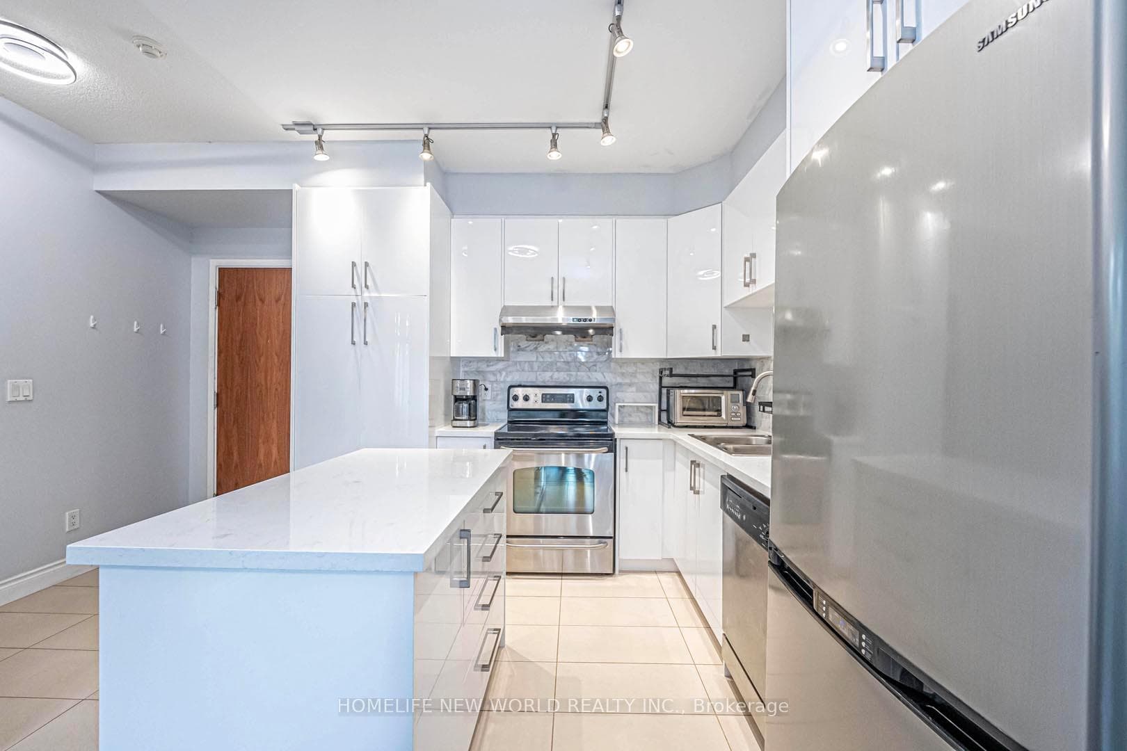 39 Galleria Parkway Unit 105 photo 8