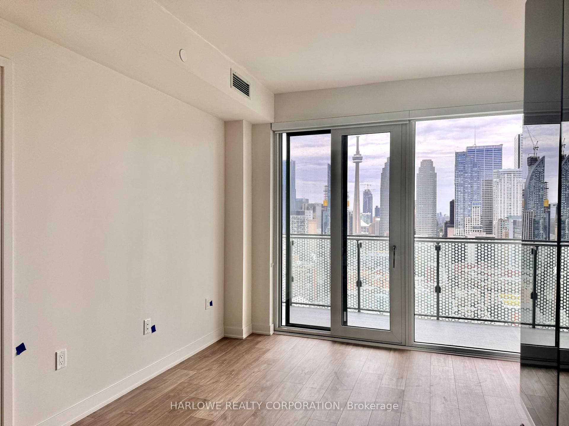 135 Lower Sherbourne Street Unit LPH2929 photo 3
