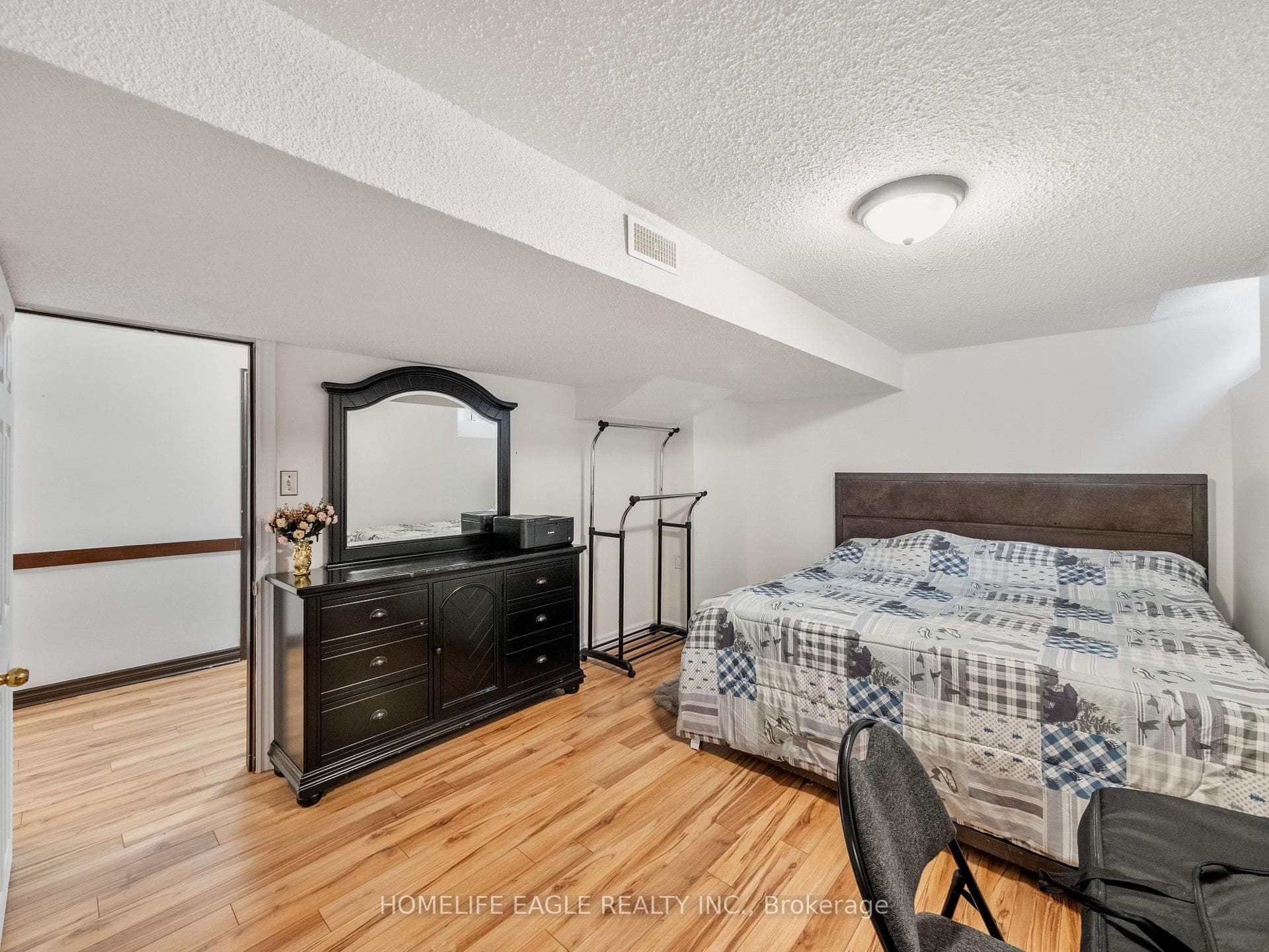85 Lio Avenue photo 27