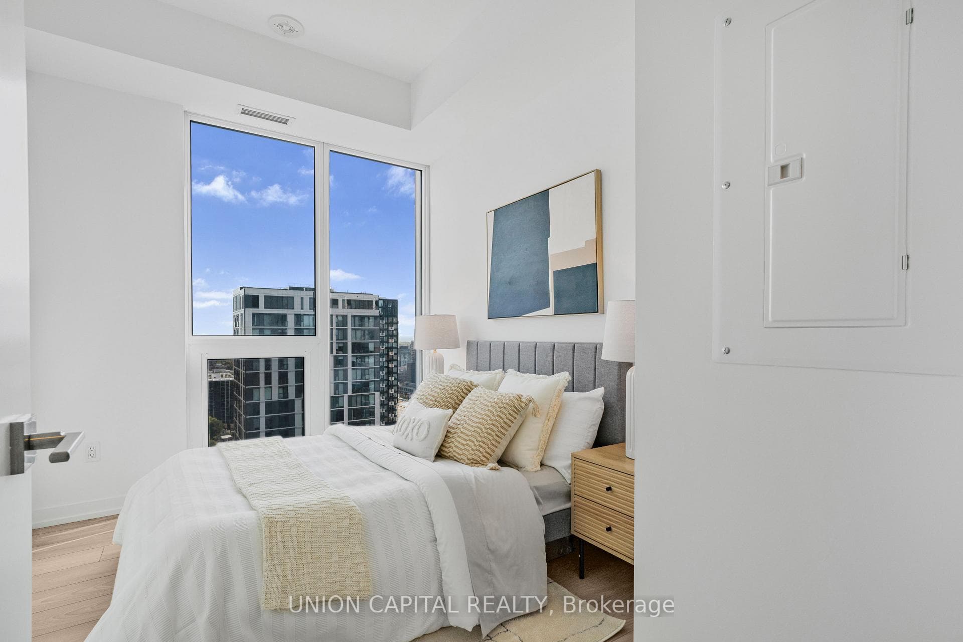 82 Dalhousie Street Unit 3517 photo 16