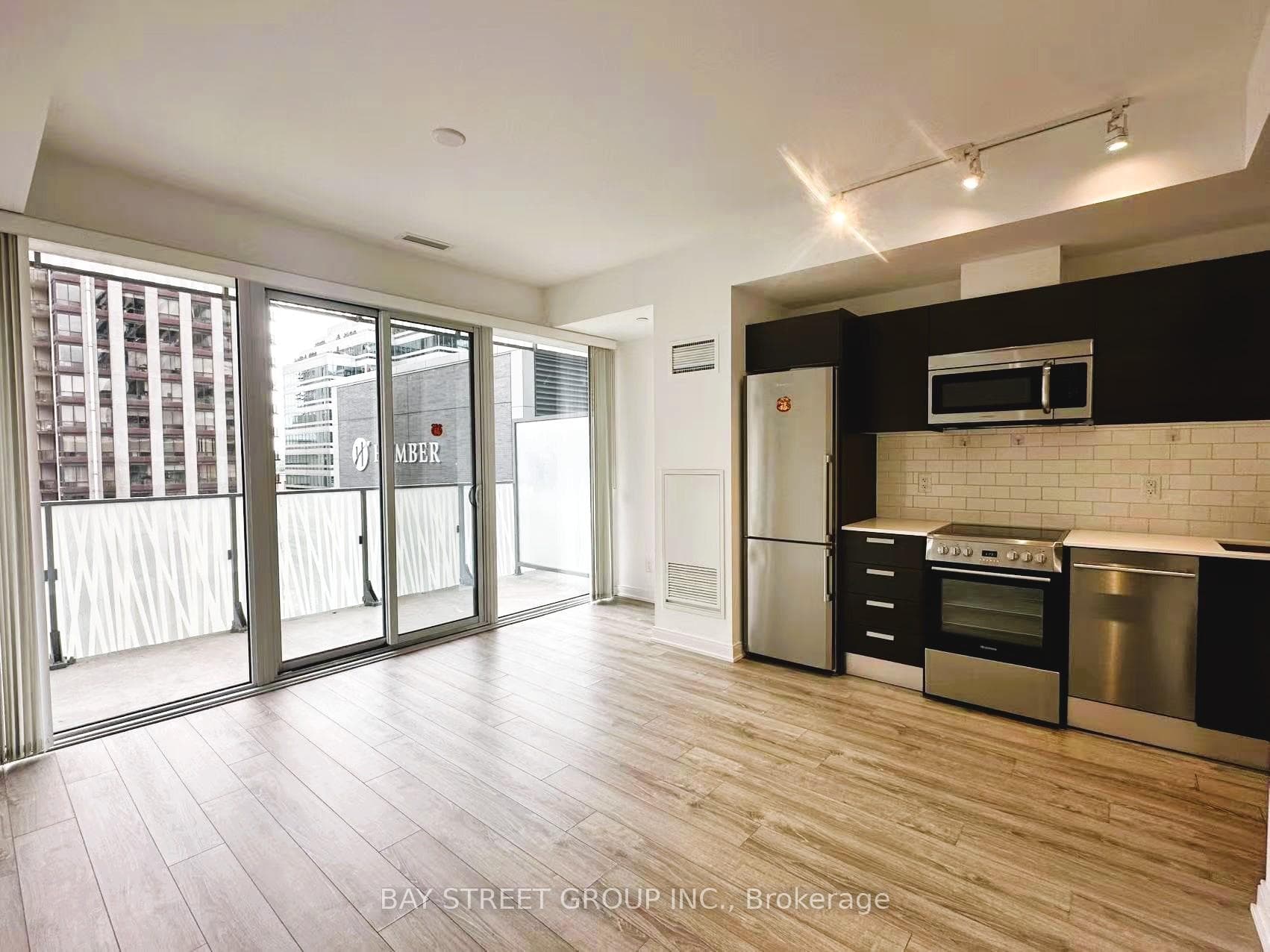 42 Charles Street Unit 1108 photo 4