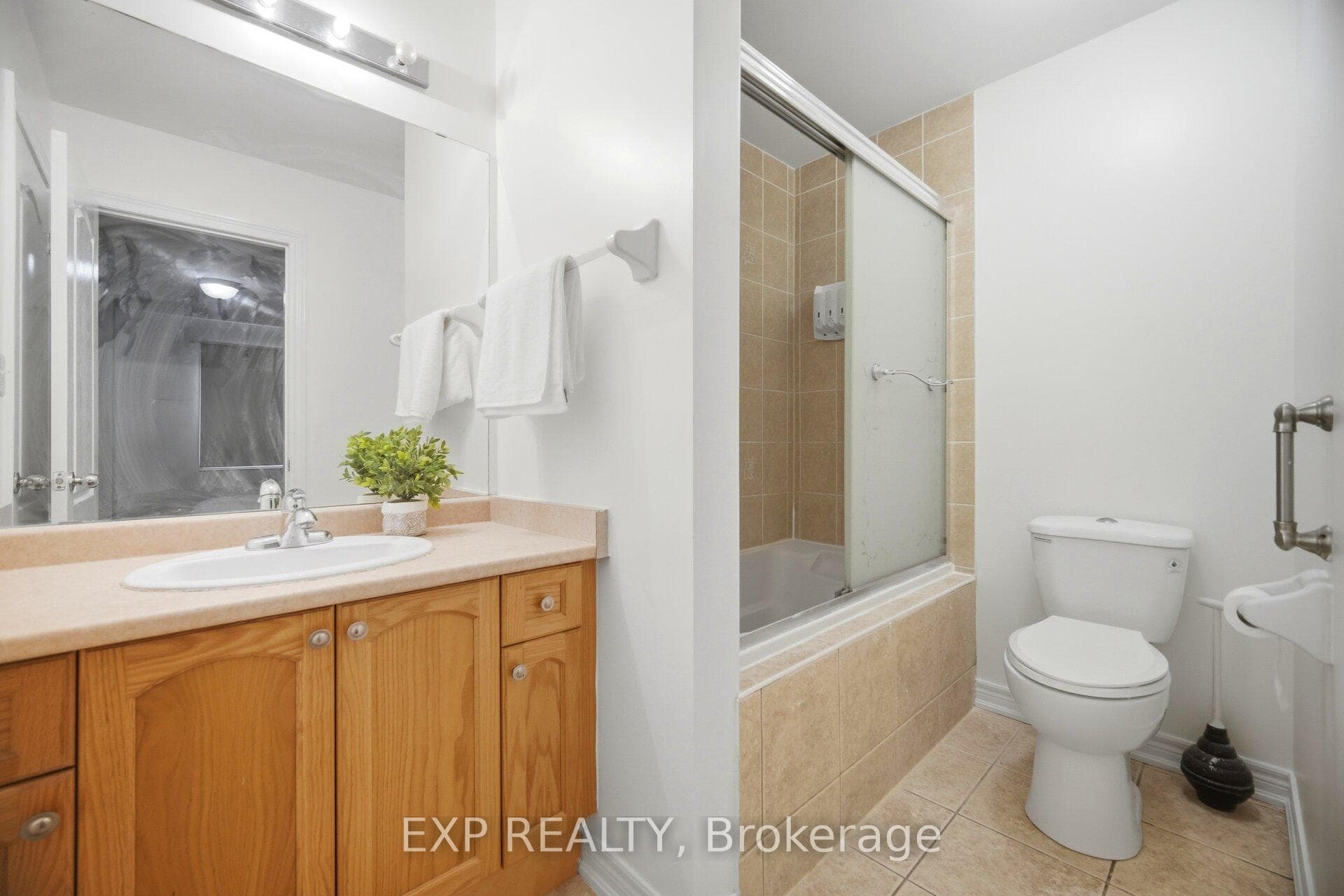 37 Totten Drive photo 28
