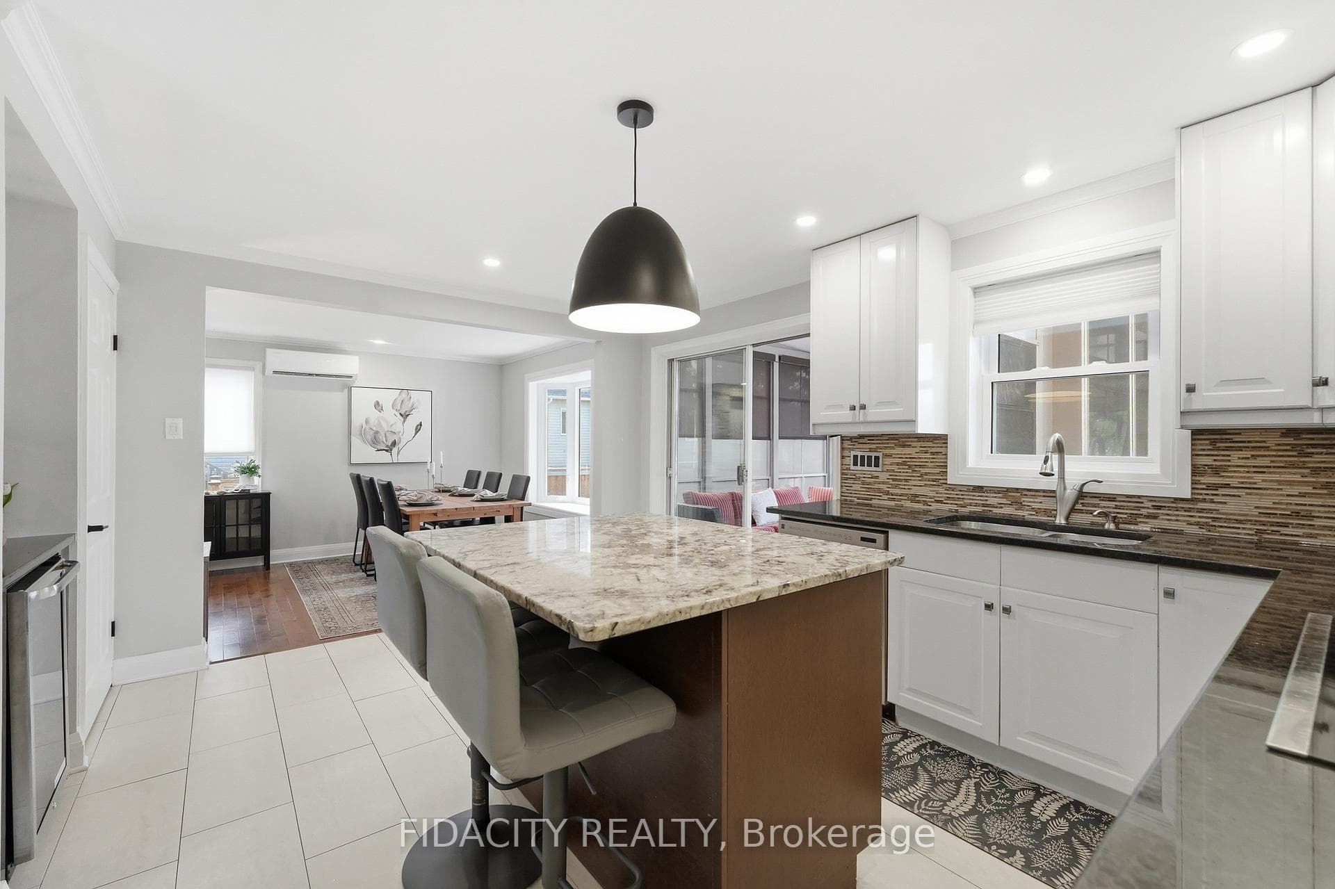 13 Poole Creek Crescent photo 14