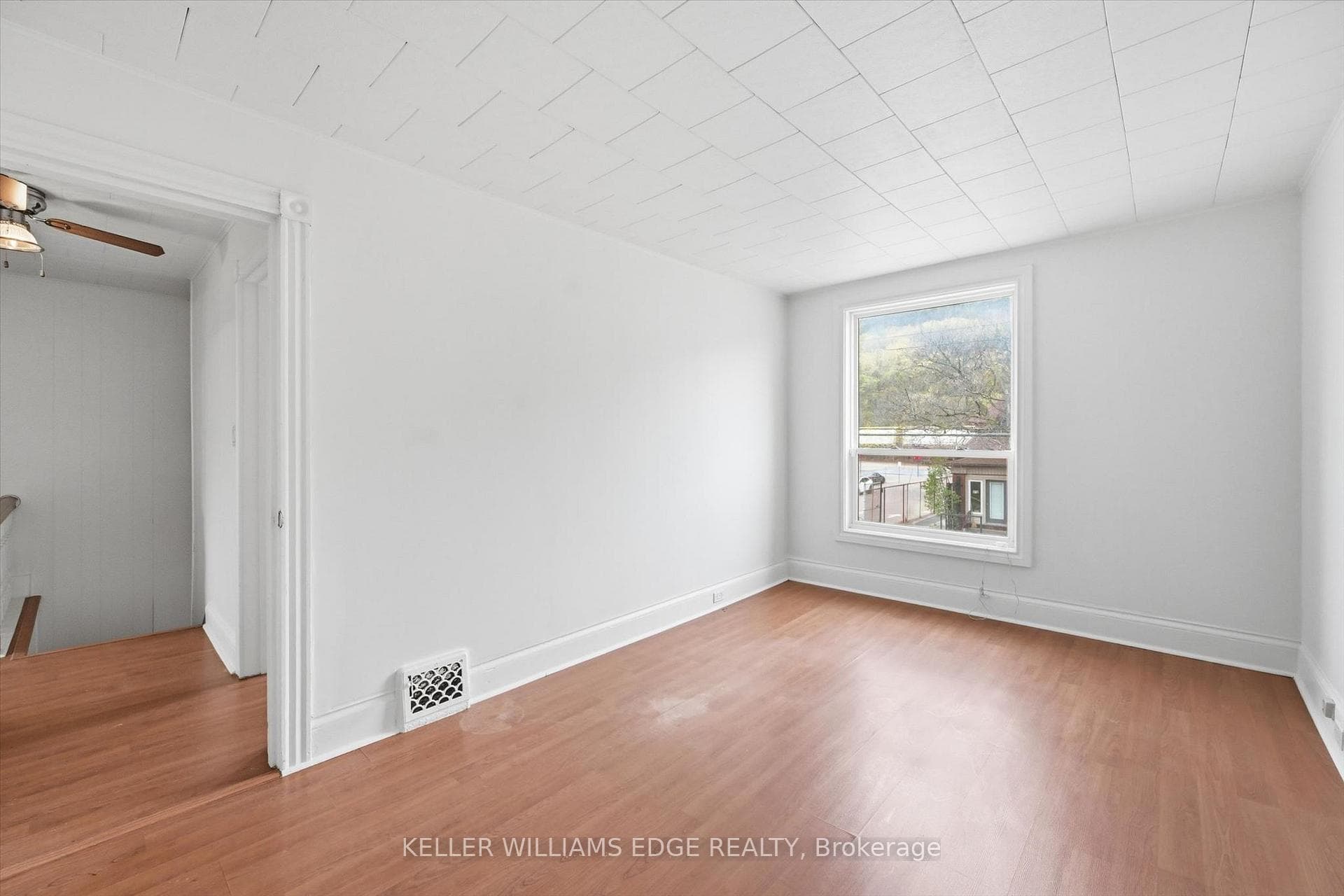 355 Cumberland Avenue photo 18