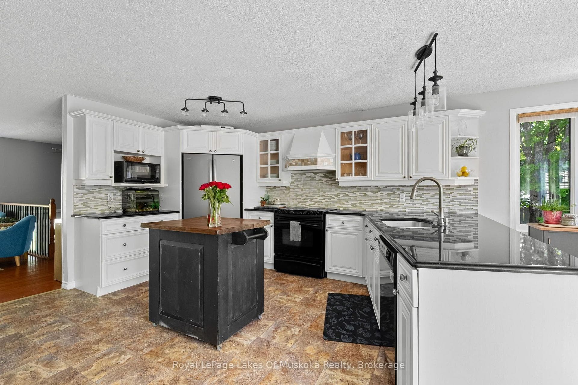 46 Meadow Heights Drive photo 10