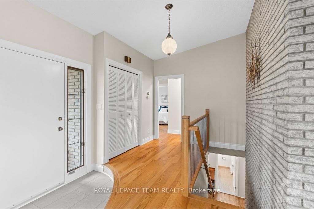 6585 MARINA Drive photo 3