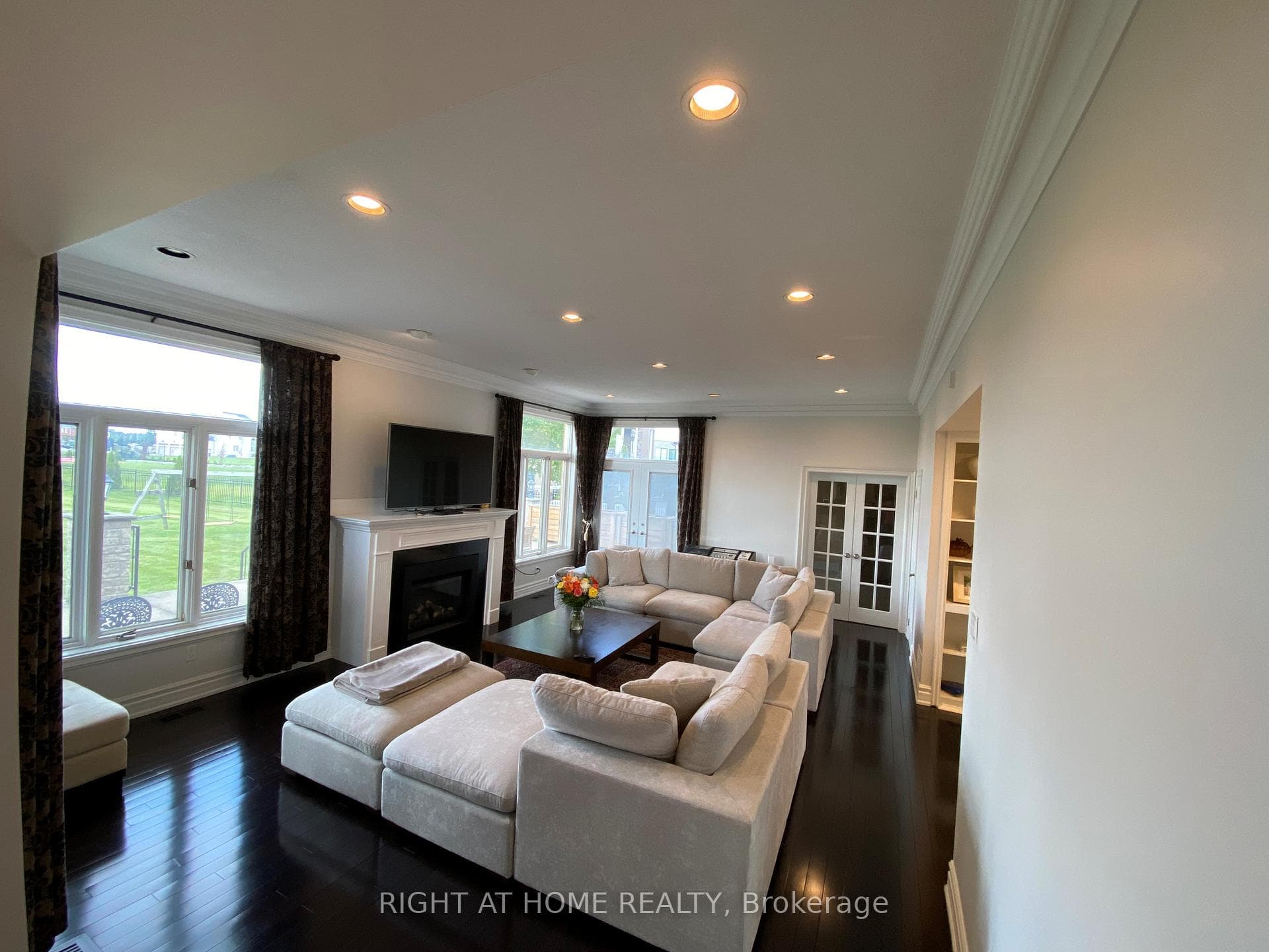23 Fenton Way photo 8