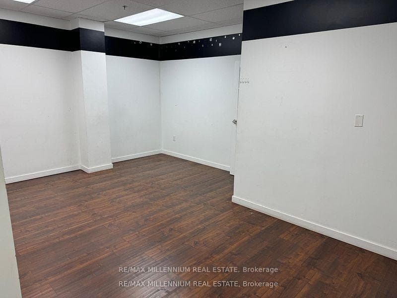 1315 Derry Road Unit 2 photo 5