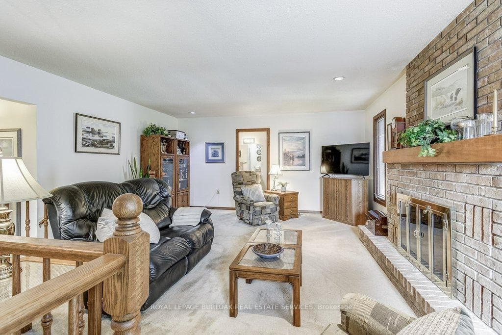 1054 Shepherd's Drive photo 19