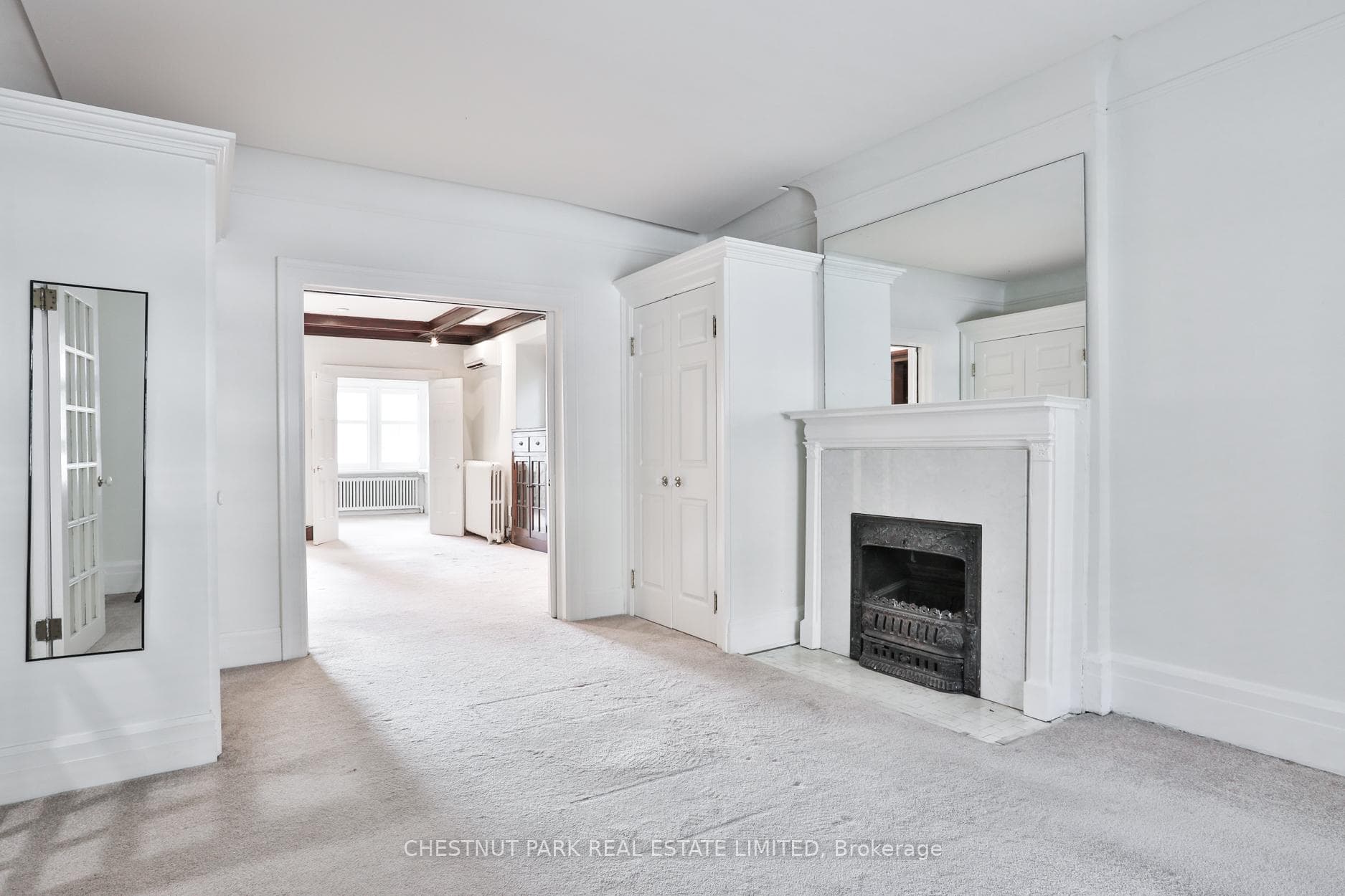 21 Woodlawn Avenue photo 5