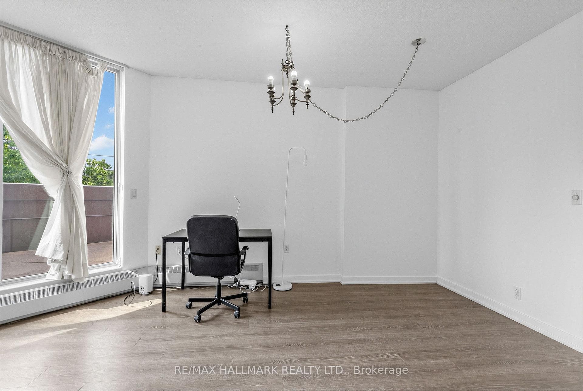 3 Duplex Avenue Unit 102 photo 12