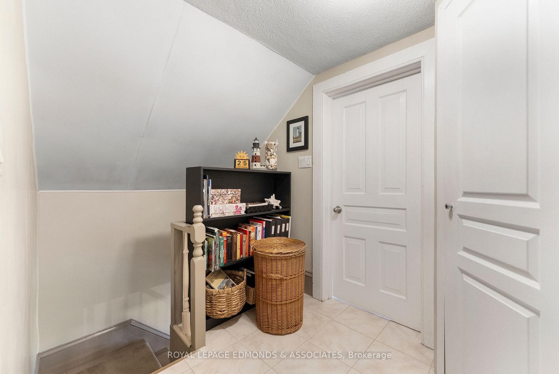 214 Fraser Street photo 20