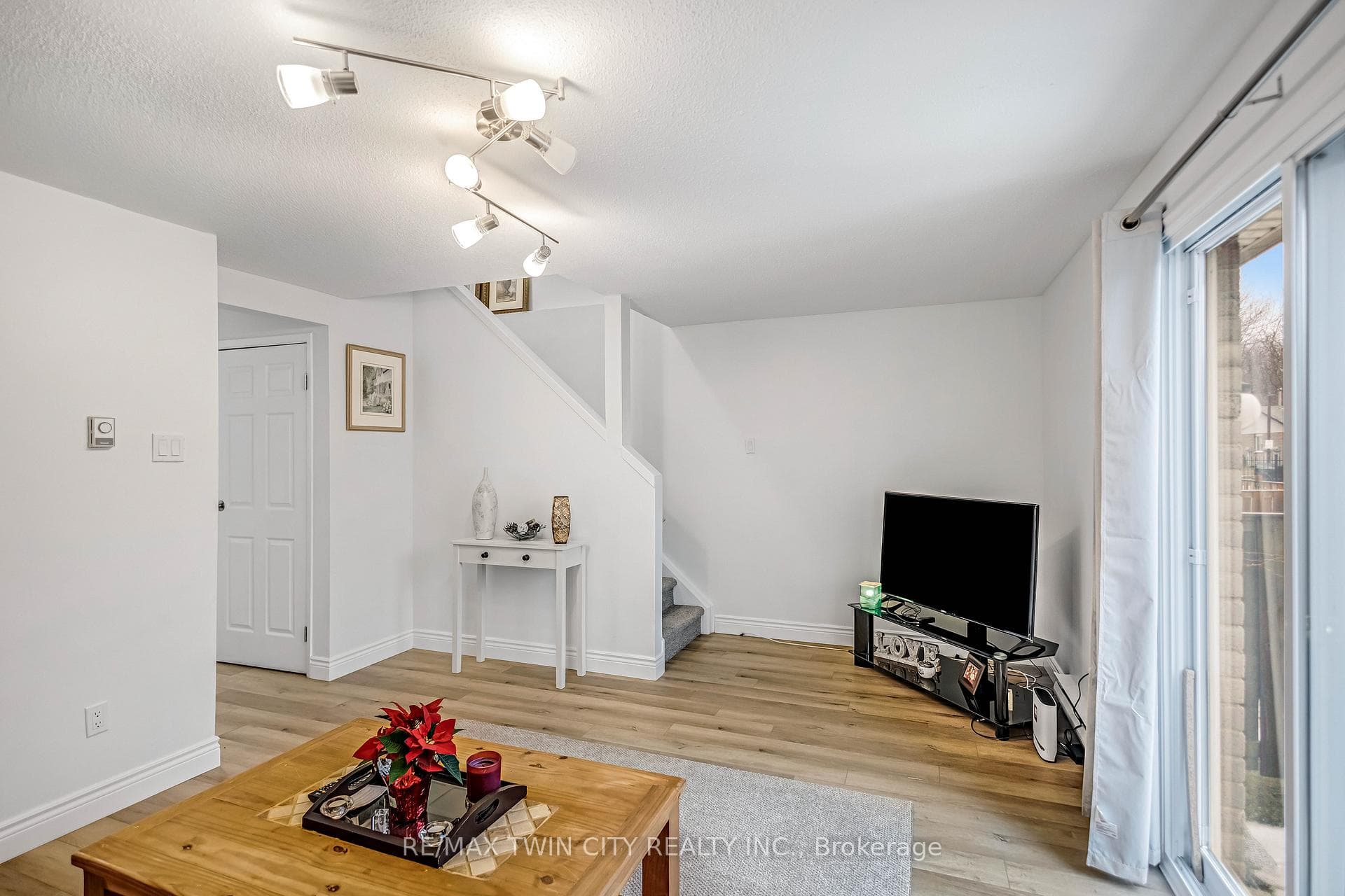 494 Grey Street Unit 16 photo 8