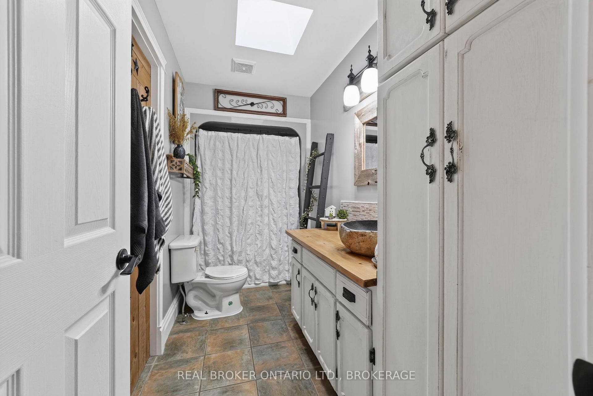 5121 Brunet Road photo 12