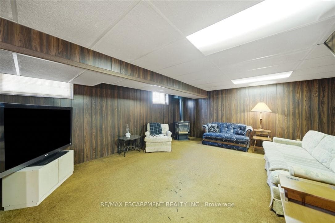 89 Charlotte Street photo 19